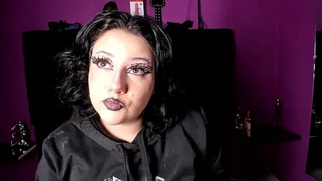 SabbathSinclair from StripChat