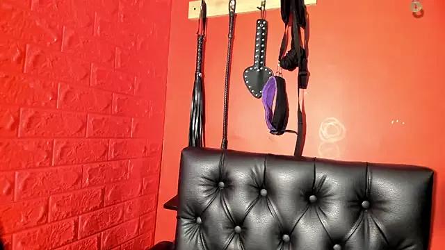 SabbathSinclair from StripChat