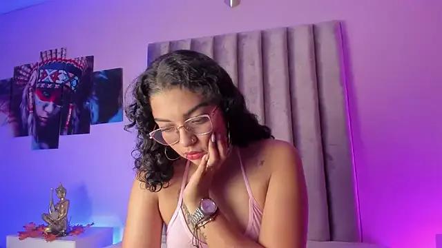 Sabrina_Cook from StripChat is Freechat