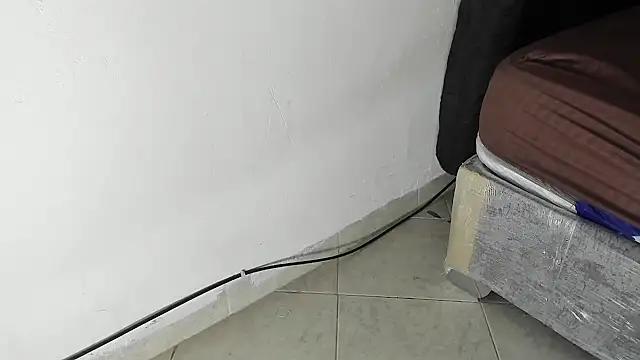 sahara_hots from StripChat