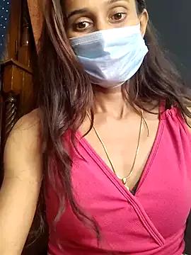Saharaa from StripChat
