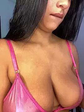 SaharQamar from StripChat