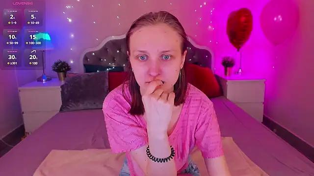 SallyFishery from StripChat