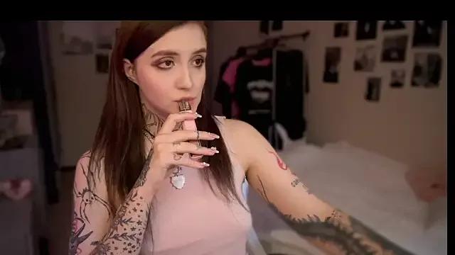SallyJohnson from StripChat