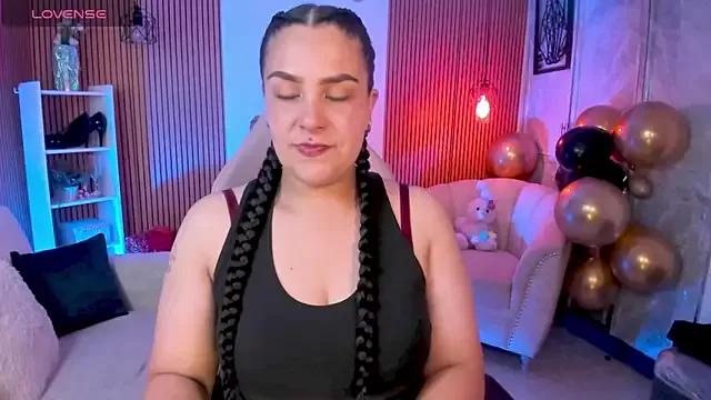 Salma_deep from StripChat is Freechat