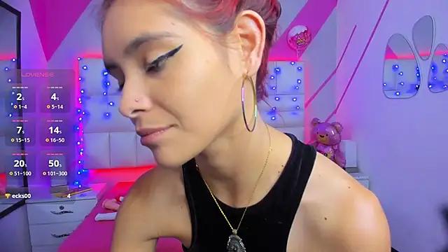 Salome_rouse1 from StripChat is Freechat