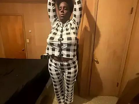 Photos of saltlightEmber from StripChat is Freechat