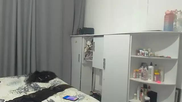 Samantha69x from StripChat