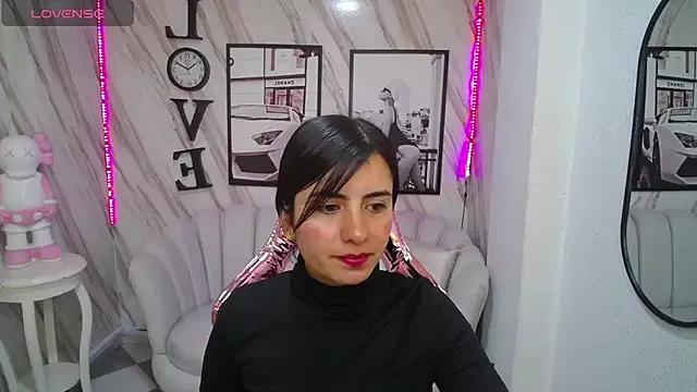 Samantha_b_ from StripChat