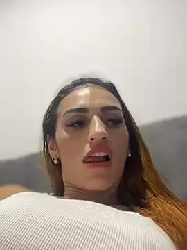 Samantha_bigboobs from StripChat