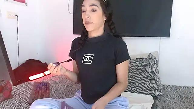 samantha_ferrer28 from StripChat