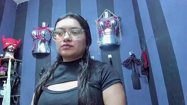 Samantha_ran from StripChat