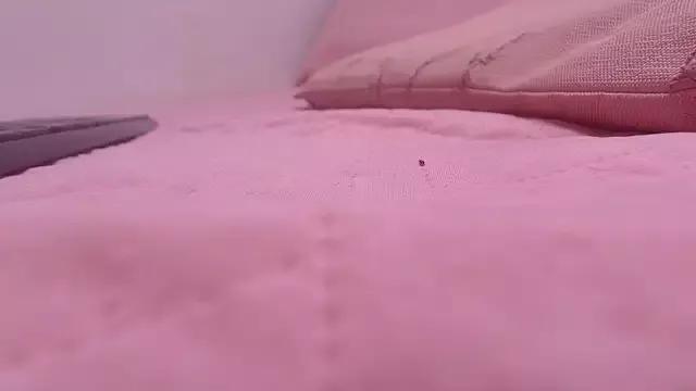 samantha_sw from StripChat