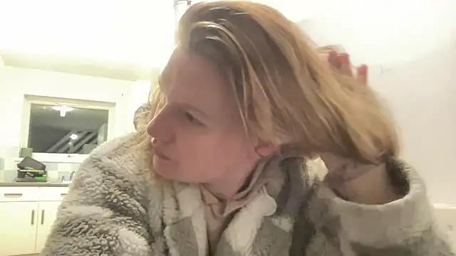 samanthaalice from StripChat