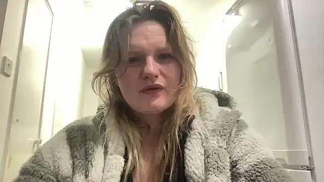 samanthaalice from StripChat