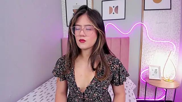 SamanthaPeachs from StripChat