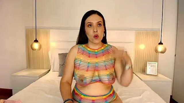 samanttha_millerr from StripChat