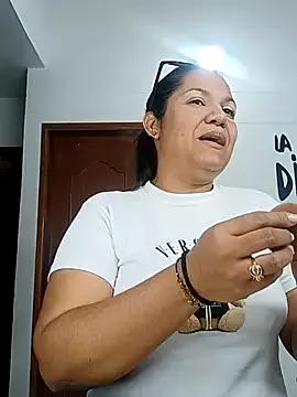 Samaraa_Lee from StripChat is Freechat