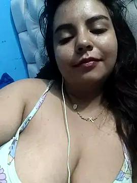 SamiBoobsxx from StripChat is Freechat