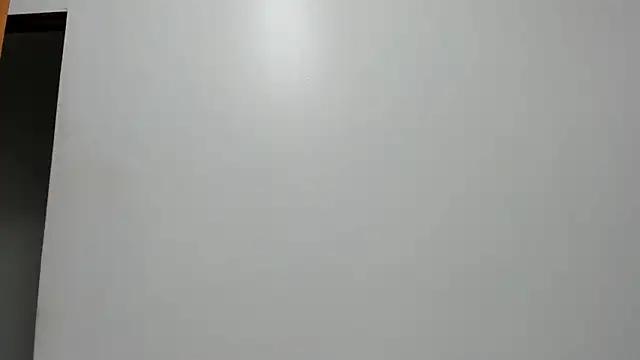 Sammy_Castlevill from StripChat