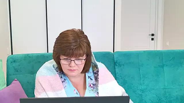 Sandra_Sunrise from StripChat is Freechat