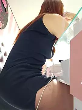Sandy_y webcams show profile image 