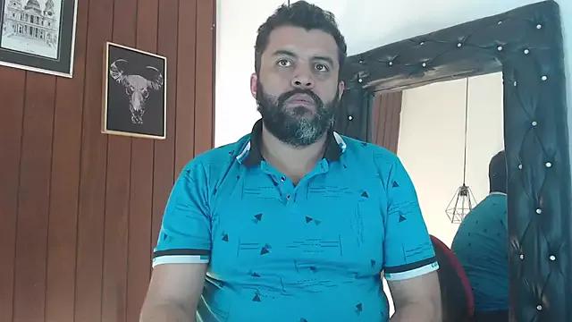 Santi_Ruiz2 from StripChat is Freechat