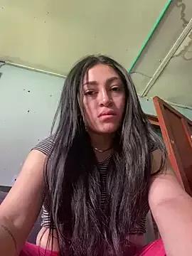 Sara-cooper_ from StripChat is Freechat