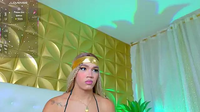 Sara-Smith- webcams show profile image 