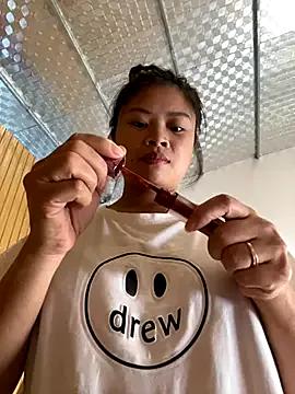 sara-xx from StripChat