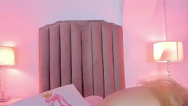 Sara__Williams from StripChat