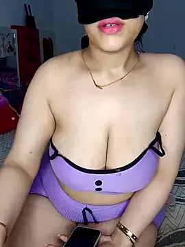 Sara_alasd from StripChat is Freechat