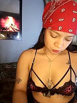 Sara_cute92 from StripChat is Freechat