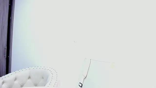 Sara_Leblanc from StripChat