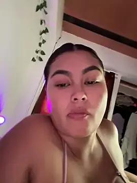 Sara_Mayk666 from StripChat