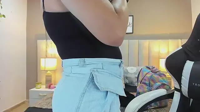 sara_parker069 from StripChat