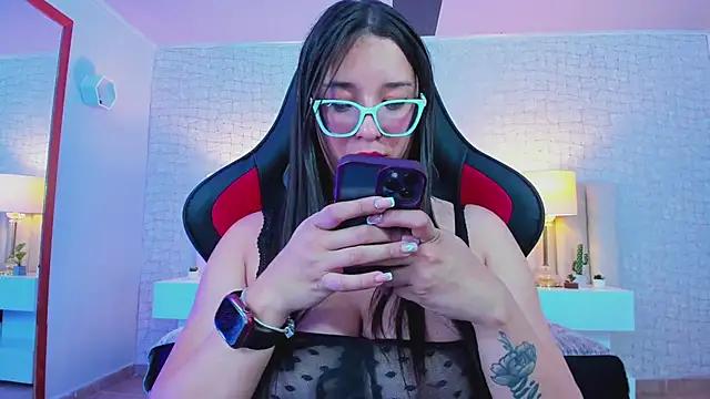 sara_parker069 from StripChat