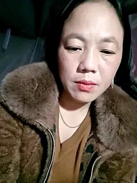 Sara_pusyy from StripChat is Freechat