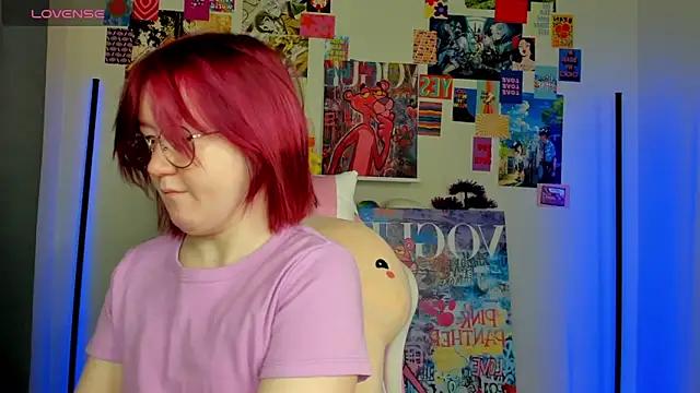 Sara_Robinson from StripChat