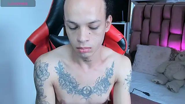 sara_slut21 from StripChat