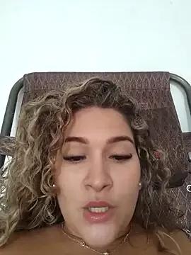 Sara_smiiith211 from StripChat