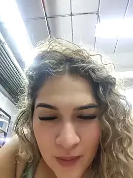 Sara_smiiith211 from StripChat