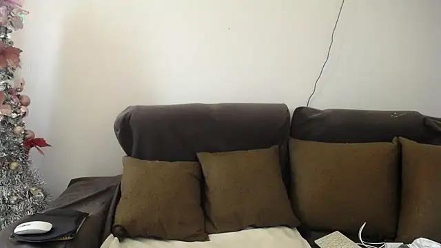 sara_winehouse1 from StripChat