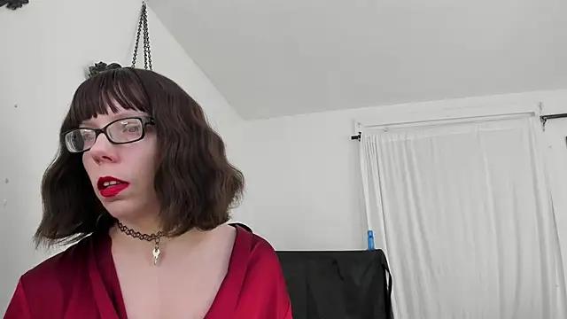 SaraDesirexo from StripChat