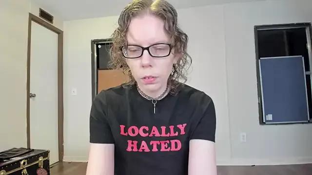 SaraDesirexo from StripChat