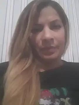 Saraferrer151 webcams show profile image 