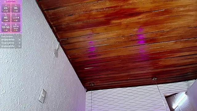 sarah_banks1 from StripChat