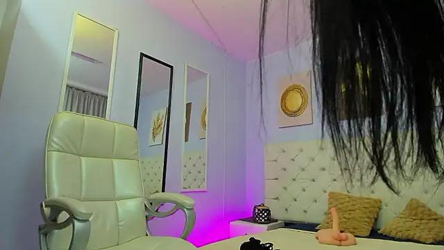 sarah_cruzz_ from StripChat