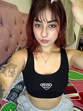 Sarah_Lark- from StripChat is Freechat