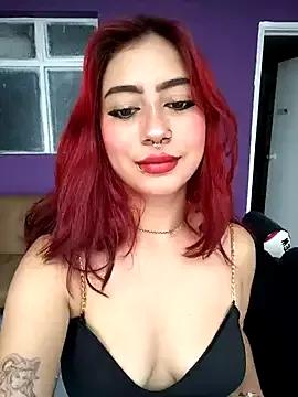 sarah_lark_ from StripChat
